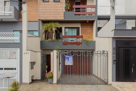 Casa à venda com 209m², 4 quartos e 4 vagasFachada