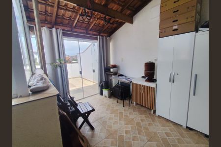 Apartamento à venda com 120m², 2 quartos e 1 vagaVaranda