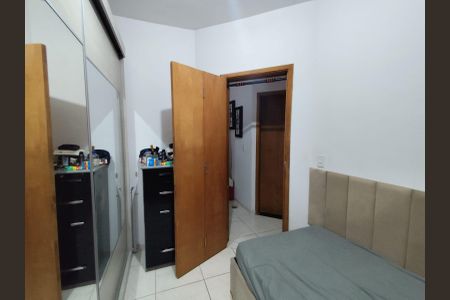 Quarto de apartamento à venda com 2 quartos, 120m² em Vila Linda, Santo André