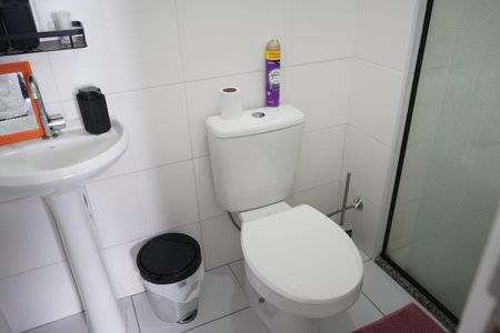 Banheiro de kitnet/studio à venda com 1 quarto, 33m² em Brás, São Paulo