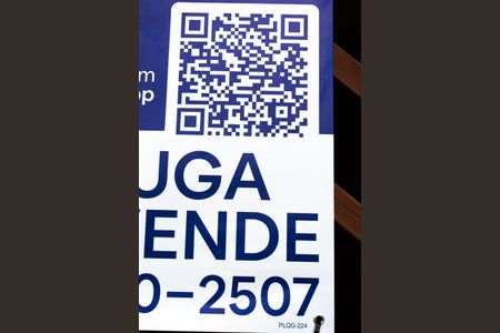 Casa à venda com 80m², 3 quartos e 1 vagaplaca PLQG-224