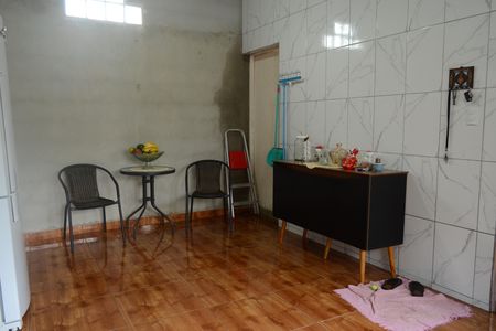 Casa para alugar com 1 quarto, 200m² em Recreio Rio Bonito, Suzano