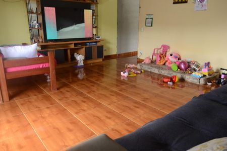 Casa para alugar com 1 quarto, 200m² em Recreio Rio Bonito, Suzano