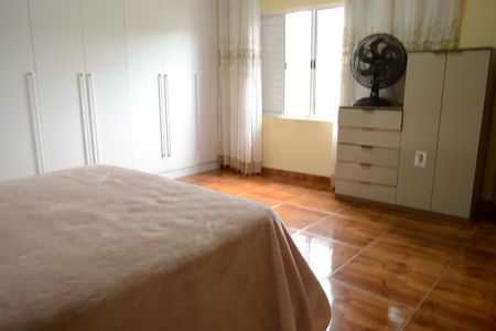 Casa para alugar com 1 quarto, 200m² em Recreio Rio Bonito, Suzano