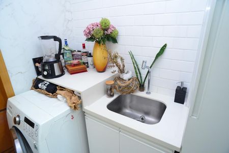 Apartamento à venda com 84m², 2 quartos e 1 vaga Apartamento à venda com 84m², 2 quartos e 1 vagaÁrea de Serviço