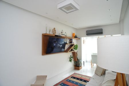 Sala de apartamento à venda com 2 quartos, 84m² em Barra da Tijuca, Rio de Janeiro