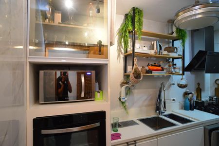 Apartamento à venda com 84m², 2 quartos e 1 vaga Apartamento à venda com 84m², 2 quartos e 1 vagaCozinha