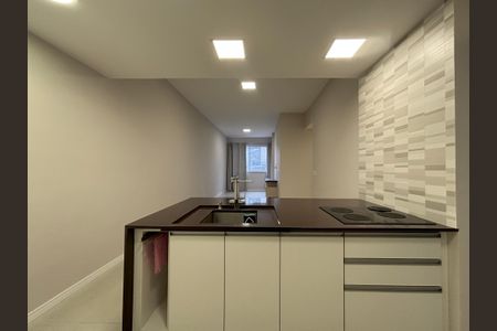 Apartamento à venda com 98m², 3 quartos e sem vaga Apartamento à venda com 98m², 3 quartos e sem vagaCozinha
