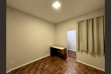 Apartamento à venda com 98m², 3 quartos e sem vaga Apartamento à venda com 98m², 3 quartos e sem vagaSuíte