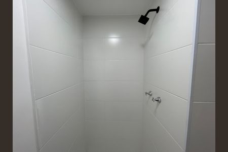 Apartamento para alugar com 38m², 2 quartos e sem vaga Apartamento para alugar com 38m², 2 quartos e sem vagaBanheiro