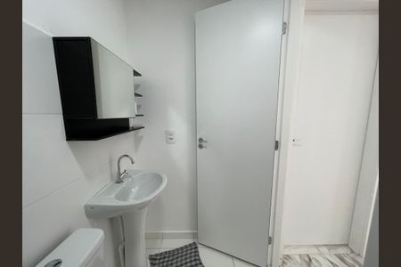 Apartamento para alugar com 38m², 2 quartos e sem vaga Apartamento para alugar com 38m², 2 quartos e sem vagaBanheiro