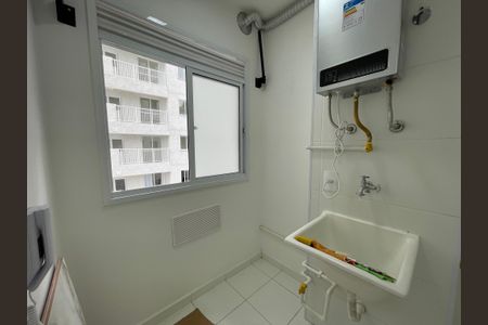Apartamento para alugar com 38m², 2 quartos e sem vaga Apartamento para alugar com 38m², 2 quartos e sem vagaCozinha e Área de Serviço