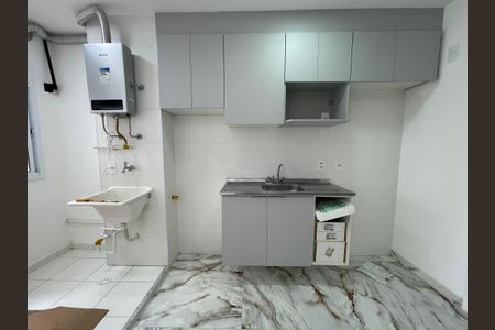 Apartamento para alugar com 38m², 2 quartos e sem vaga Apartamento para alugar com 38m², 2 quartos e sem vagaCozinha e Área de Serviço