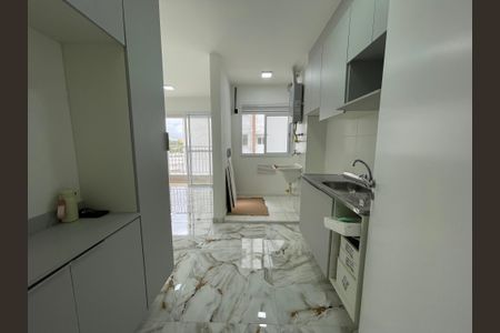 Apartamento para alugar com 38m², 2 quartos e sem vaga Apartamento para alugar com 38m², 2 quartos e sem vagaCozinha e Área de Serviço
