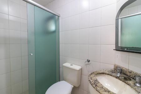Apartamento à venda com 75m², 3 quartos e 1 vaga Apartamento à venda com 75m², 3 quartos e 1 vagaBanheiro 2