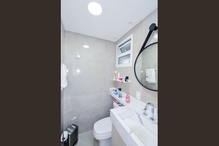 Apartamento à venda com 81m², 2 quartos e 2 vagasBanheiro Social