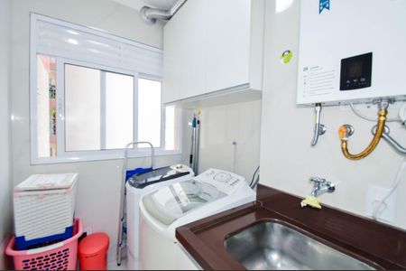 Apartamento à venda com 81m², 2 quartos e 2 vagasÁrea de Serviço