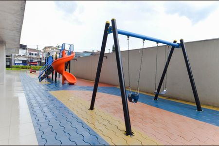 Apartamento à venda com 81m², 2 quartos e 2 vagasÁrea comum - Playground