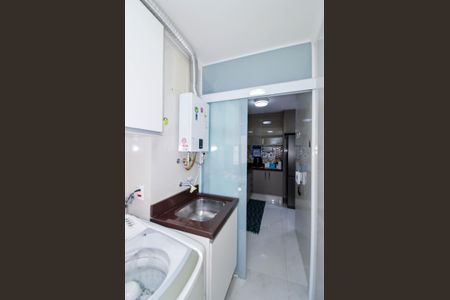 Apartamento à venda com 81m², 2 quartos e 2 vagasÁrea de Serviço