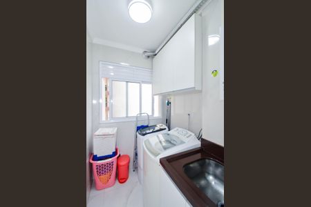 Apartamento à venda com 81m², 2 quartos e 2 vagasÁrea de Serviço