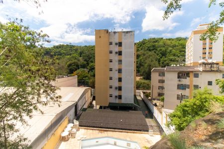 Apartamento à venda com 85m², 2 quartos e 1 vaga Apartamento à venda com 85m², 2 quartos e 1 vagaÁrea comum