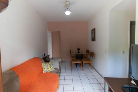 Apartamento à venda com 85m², 2 quartos e 1 vaga Apartamento à venda com 85m², 2 quartos e 1 vagaSala