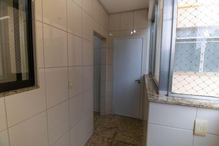 Apartamento à venda com 100m², 3 quartos e 1 vagaÁrea de Serviço