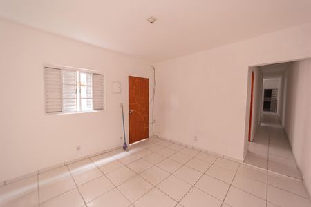 Sala de casa para alugar com 1 quarto, 60m² em Jardim Verônia, São Paulo