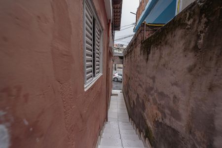 Casa para alugar com 60m², 1 quarto e sem vaga Casa para alugar com 60m², 1 quarto e sem vagaCorredor