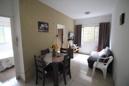 Sala de apartamento à venda com 2 quartos, 50m² em Riacho das Pedras, Contagem