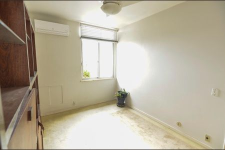 Apartamento à venda com 122m², 3 quartos e 2 vagasQuarto 1