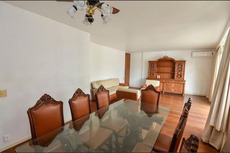 Apartamento à venda com 122m², 3 quartos e 2 vagasSala