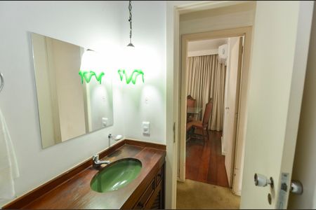 Apartamento à venda com 122m², 3 quartos e 2 vagasLavabo