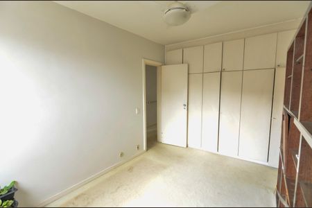 Apartamento à venda com 122m², 3 quartos e 2 vagasQuarto 1