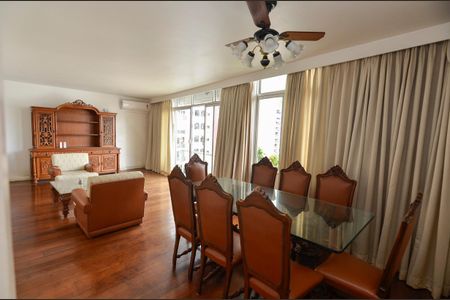 Apartamento à venda com 122m², 3 quartos e 2 vagasSala