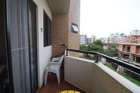 Varanda de apartamento para alugar com 3 quartos, 100m² em Jardim Enseada, Guarujá