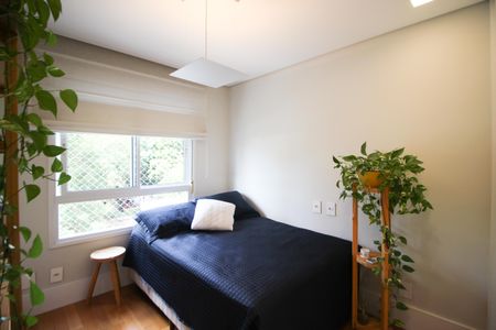 Apartamento à venda com 220m², 3 quartos e 3 vagas Apartamento à venda com 220m², 3 quartos e 3 vagasSuíte 3