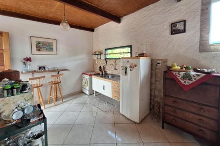 Cozinha de casa para alugar com 2 quartos, 63m² em Maravista, Niterói