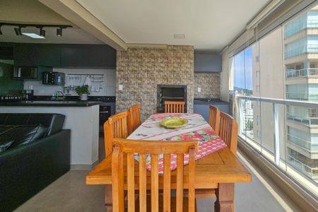 Apartamento para alugar com 67m², 2 quartos e 2 vagasvaranda