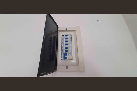 Casa para alugar com 125m², 3 quartos e sem vagaQuadro de Luz 1