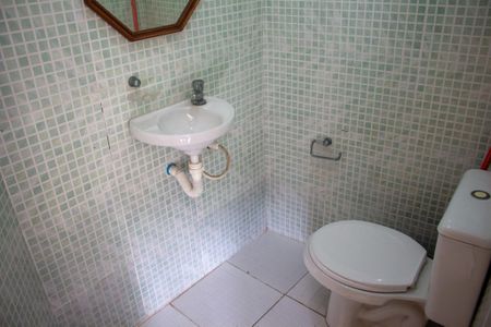 Casa para alugar com 300m², 4 quartos e 3 vagasBanheiro Garagem