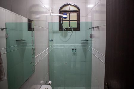 Casa para alugar com 300m², 4 quartos e 3 vagasBanheiro 1