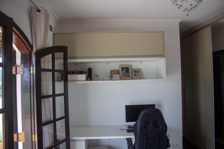 Casa para alugar com 300m², 4 quartos e 3 vagasSuite