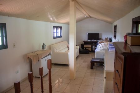 Casa para alugar com 300m², 4 quartos e 3 vagasSótão 