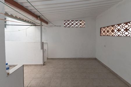 Casa à venda com 105m², 2 quartos e 1 vaga Casa à venda com 105m², 2 quartos e 1 vagaÁrea de Serviço / Quintal