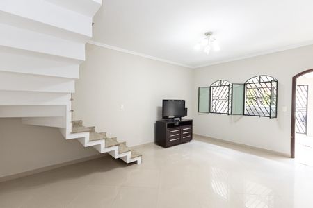 Casa à venda com 105m², 2 quartos e 1 vaga Casa à venda com 105m², 2 quartos e 1 vagaSala