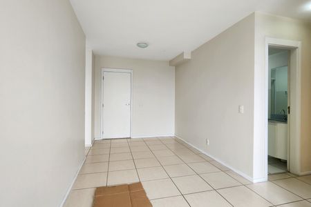 Sala de apartamento para alugar com 2 quartos, 58m² em Imperial de São Cristóvão, Rio de Janeiro