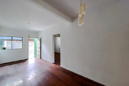 Casa para alugar com 80m², 2 quartos e sem vaga Casa para alugar com 80m², 2 quartos e sem vagaSala
