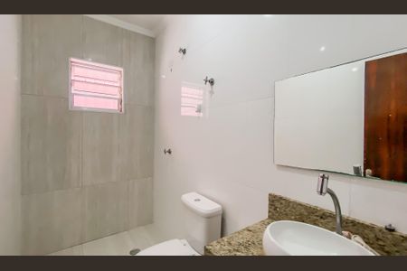 Casa à venda com 124m², 3 quartos e 2 vagasLavabo