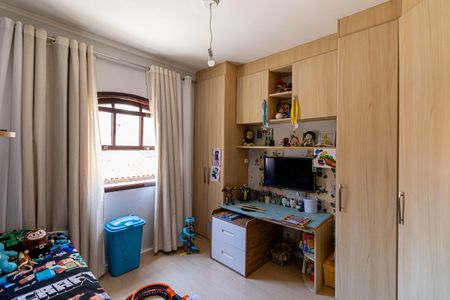 Casa à venda com 3 quartos, 200m² em Itaquera, São Paulo